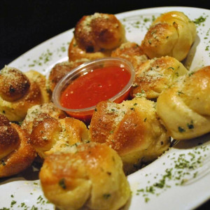 Garlic Knots (4ct)